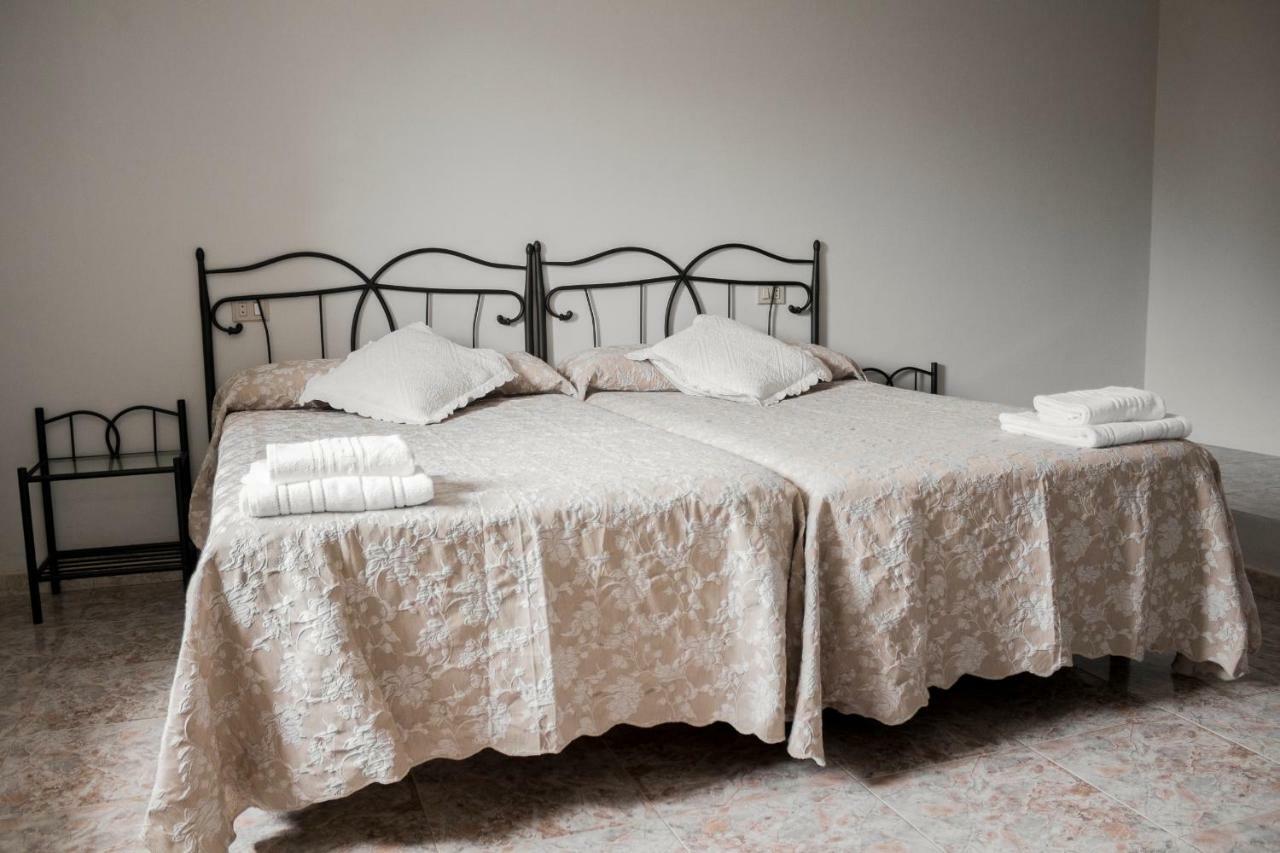Pension Casa Maruja Castromayor Екстериор снимка